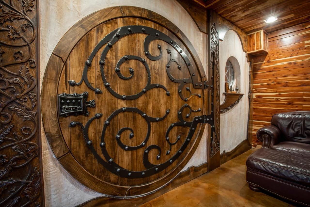 The Hobbit House, Fantasy Comes Home! Russellville Exterior foto